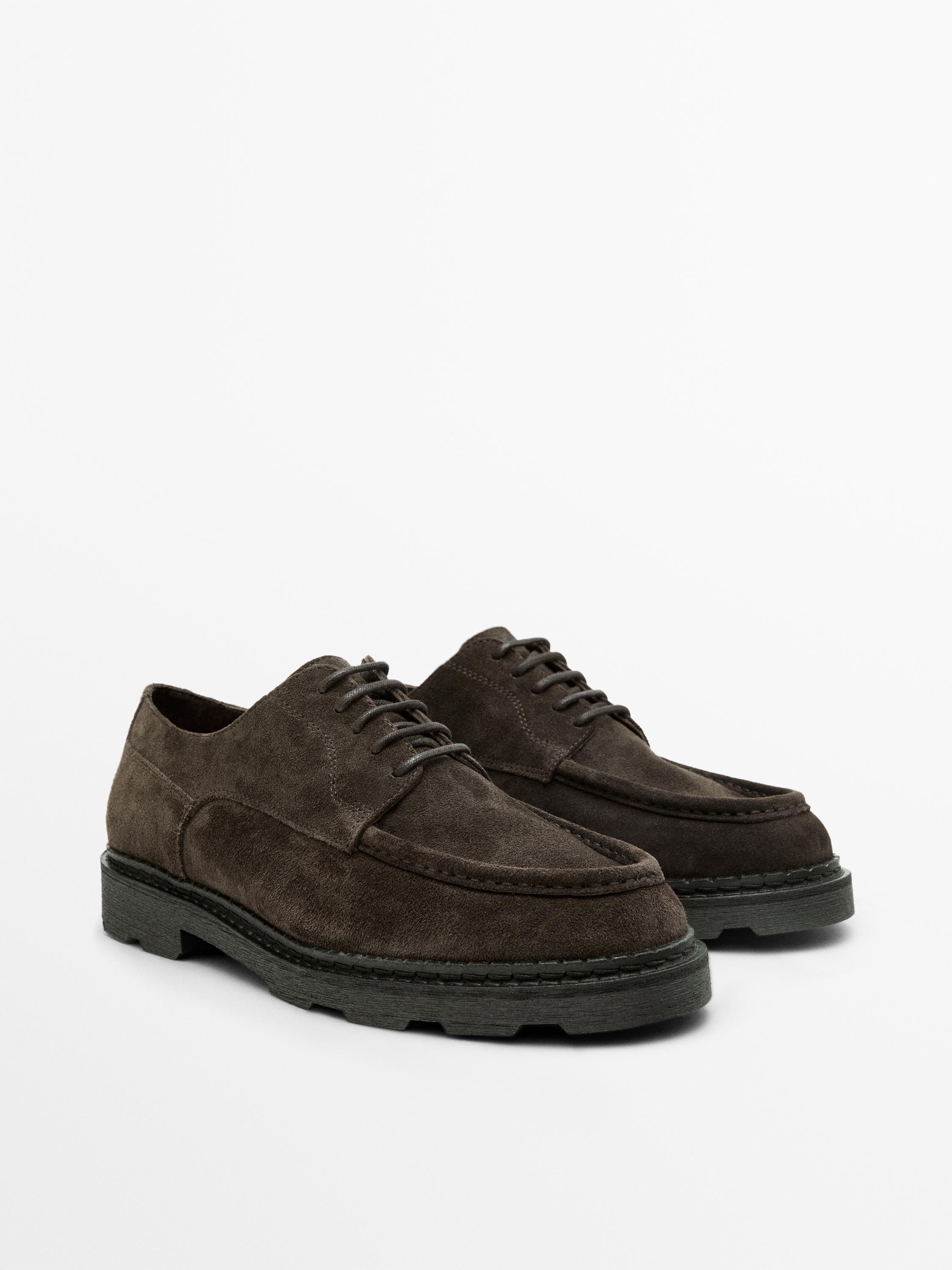 Moc toe split suede shoes